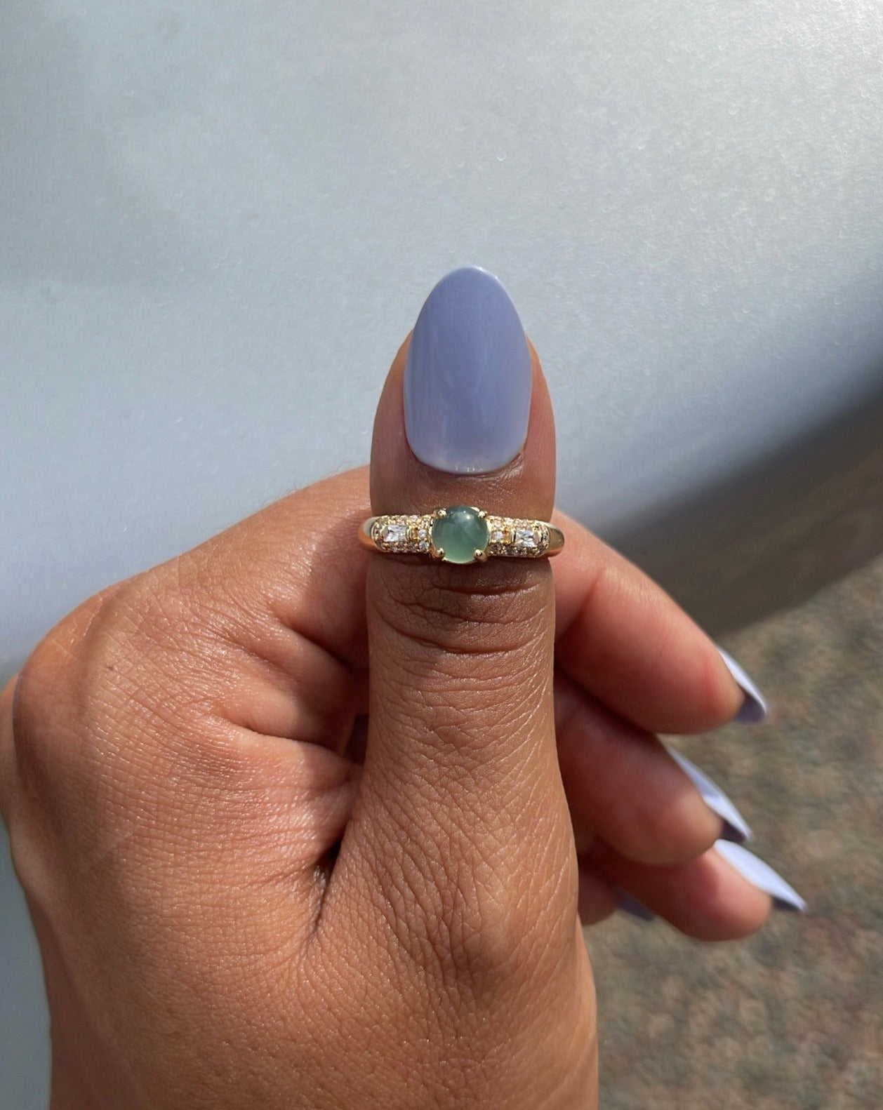 Anillo de circonita verde