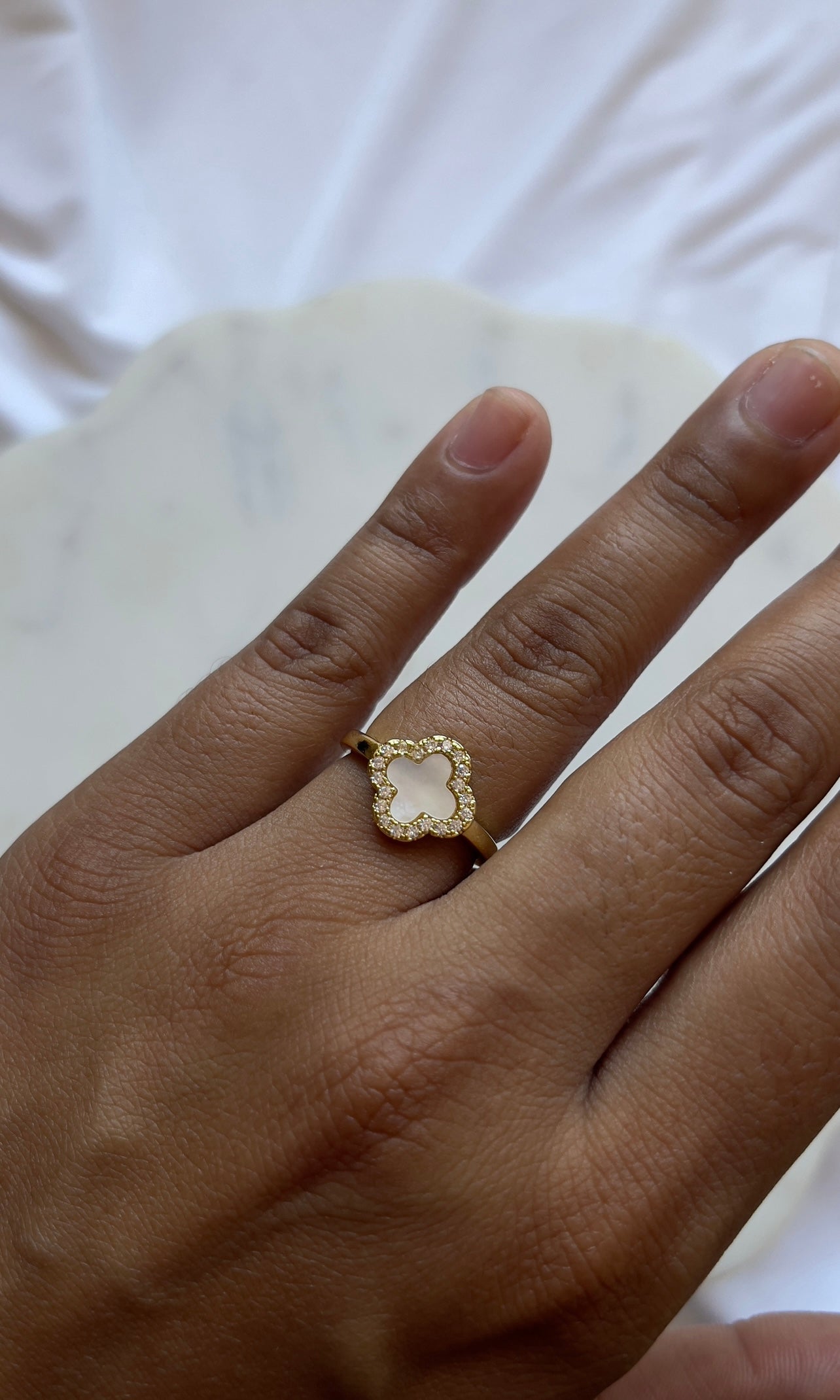 Clover Ring