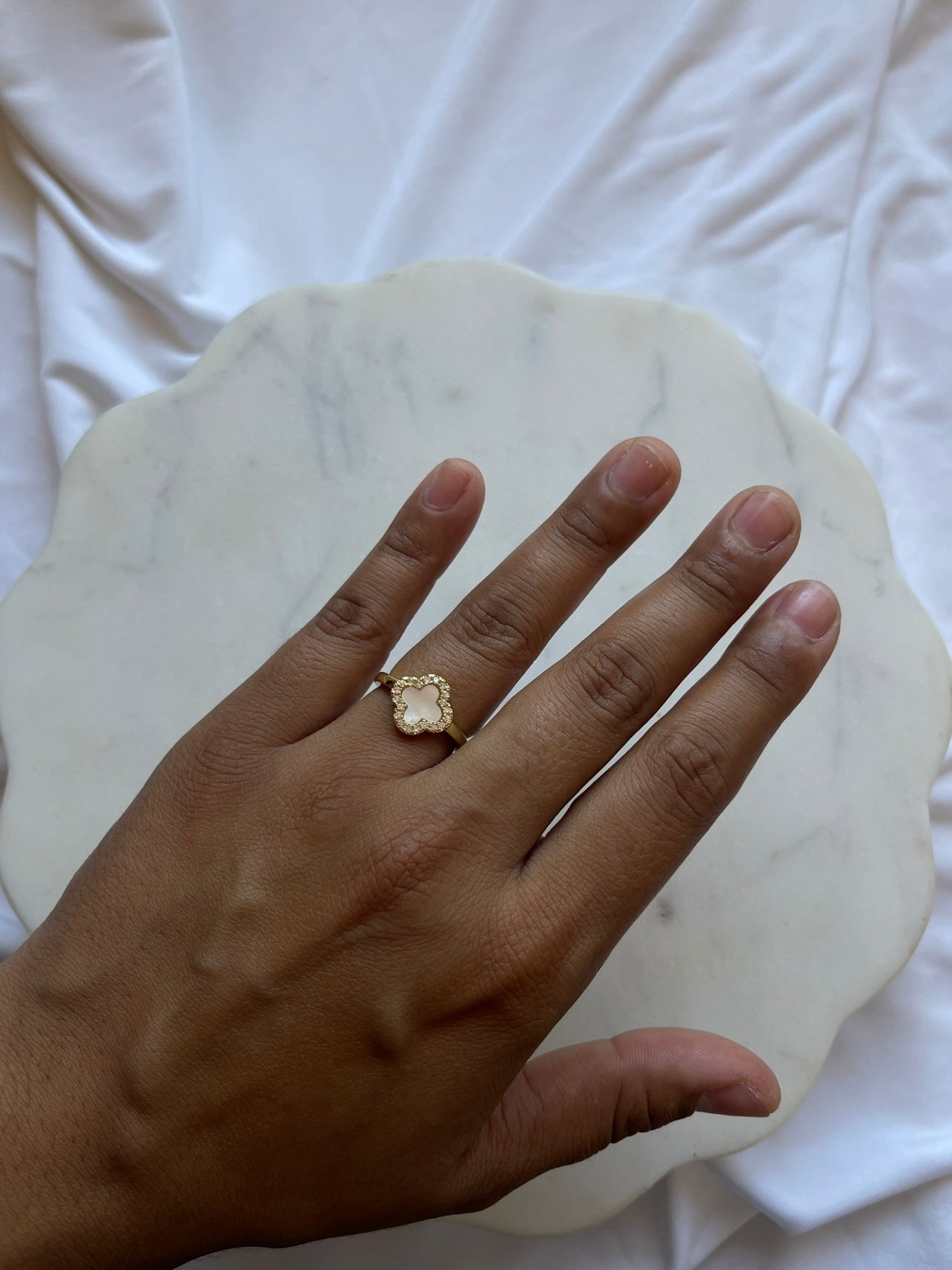 Clover Ring