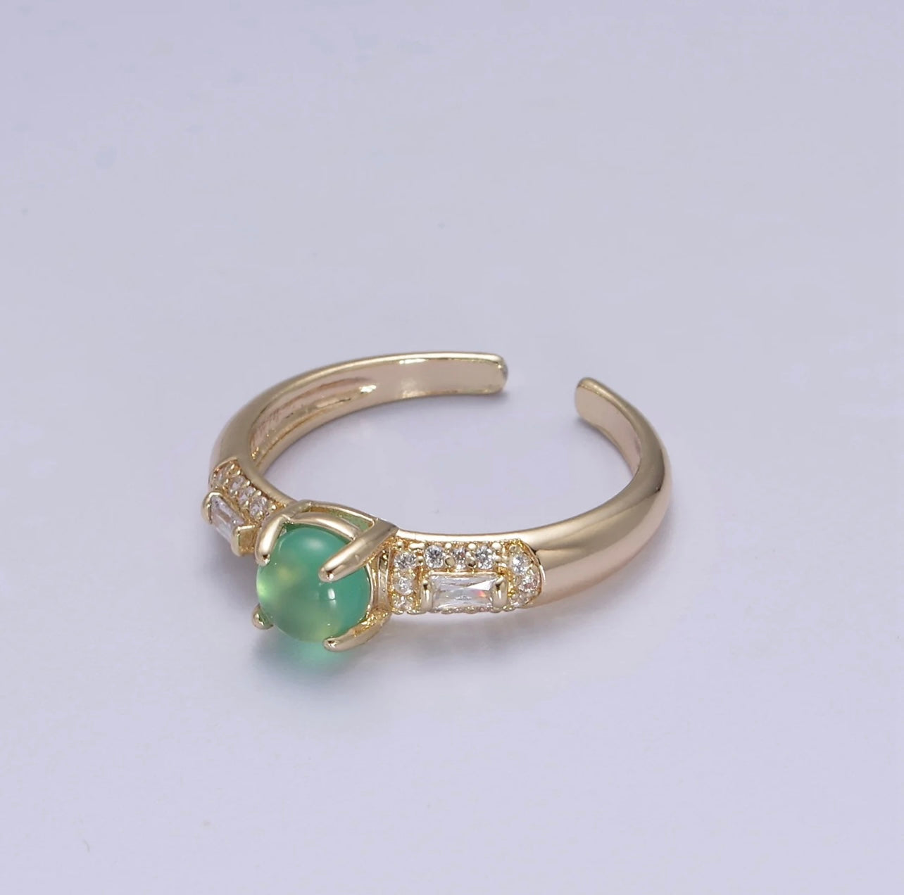 Anillo de circonita verde