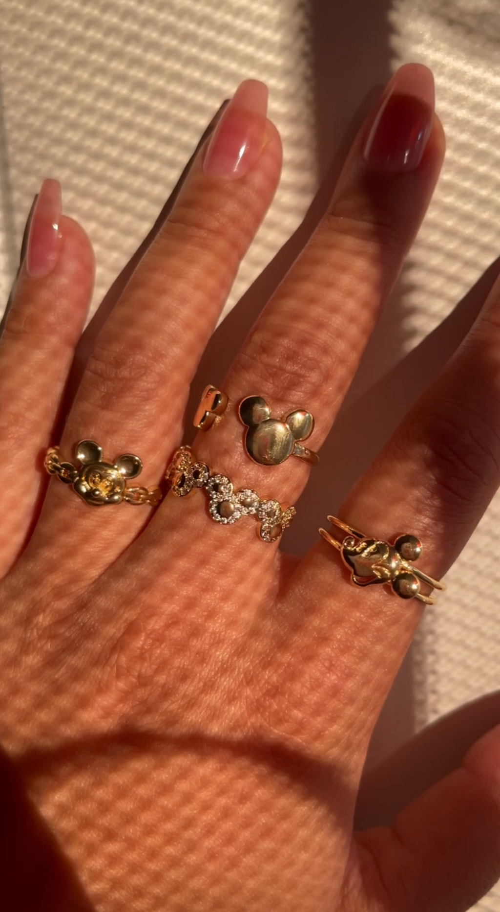 Mini Mouse Having Rings Mouse Rings – Glow Pretty Jewelry