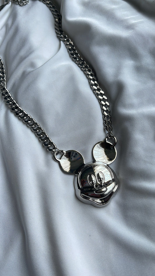 The Cuban Mouse Necklace